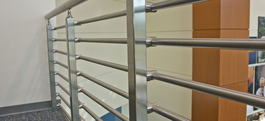 кейс ограждение из нержавейки